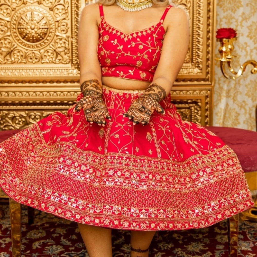 Pink Embroidered Cropped Lenghs - Women